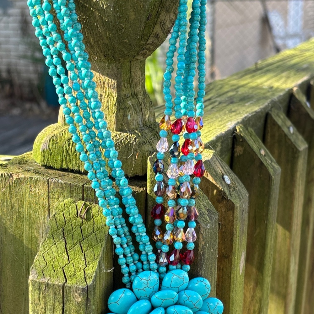 Joan Rivers Starlet Style Statement Necklace - image 3